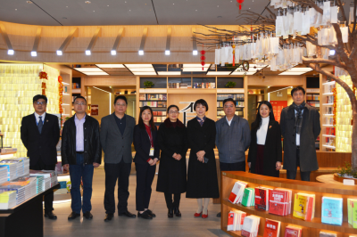 河源市委常委、宣傳部部長張玲蒞臨堅基購物中心調研檢查文化活動工作