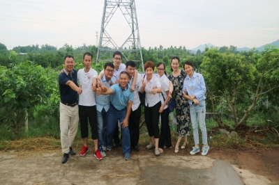 堅(jiān)基地產(chǎn)丨姹紫嫣紅，快樂野炊