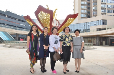 廣東省女企業(yè)家協(xié)會一行參觀河源市商業(yè)中心