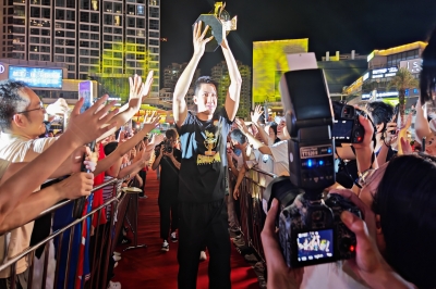 “河”你共筑 · 冠軍夢“源”│2025廣東省男子籃球聯(lián)賽總冠軍球迷嘉年華圓滿舉行！河源堅基集團隊與球迷共慶榮耀時刻！